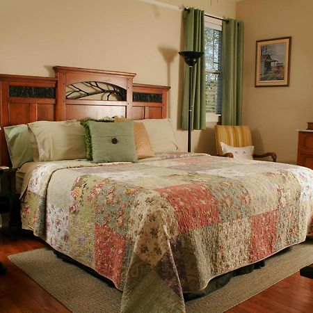 Seven Oaks Bed & Breakfast Highpoint Exterior foto